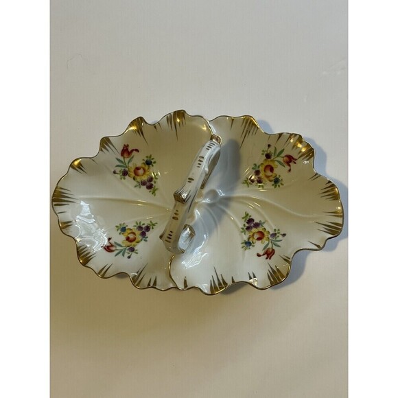 Vintage French Porcelain Trinket Candy dish with floral design and gold toned - Picture 2 of 8